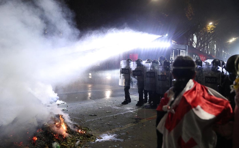 Президент Грузии объявила парламент страны нелегитимным