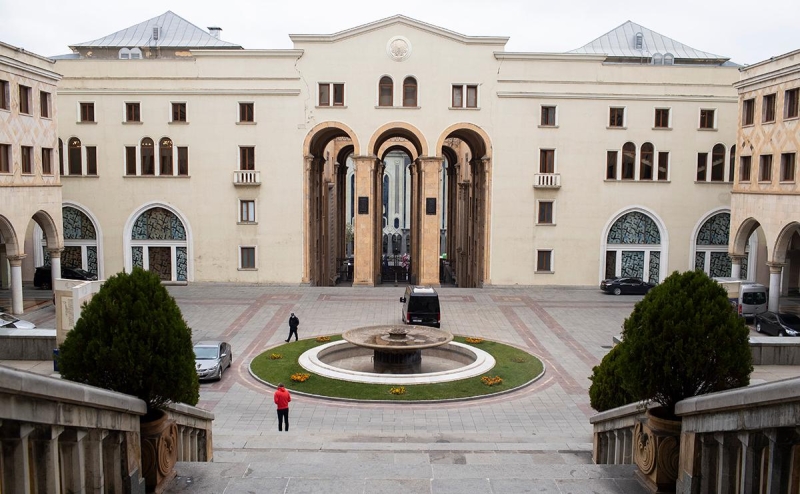 Президент Грузии призвала усилить контроль над российскими инвесторами