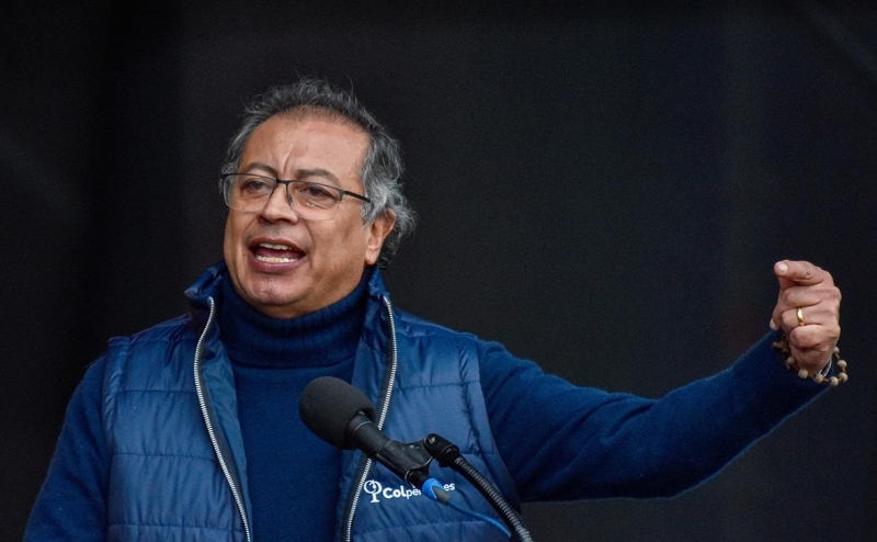 Президент Кении попросил Зеленского помочь в освобождении кенийцев