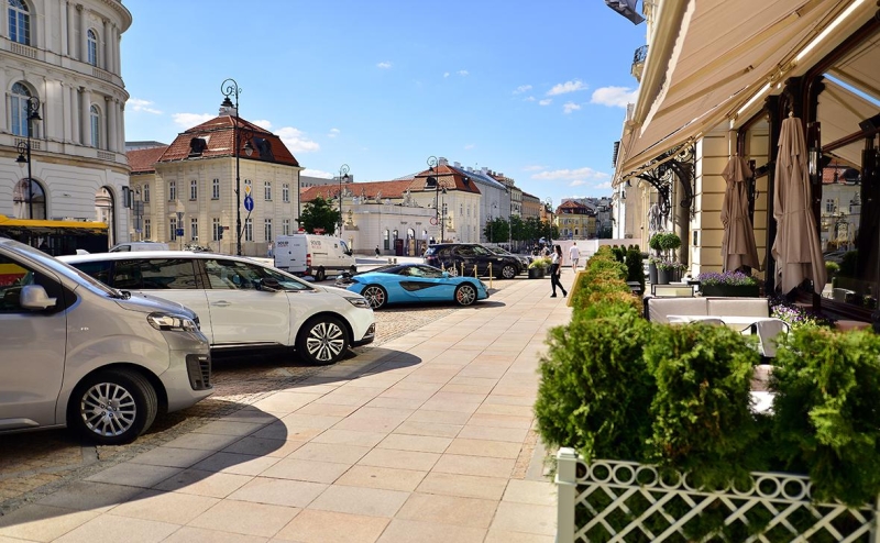 Президент Польши наложил вето на закон о выплатах украинцам