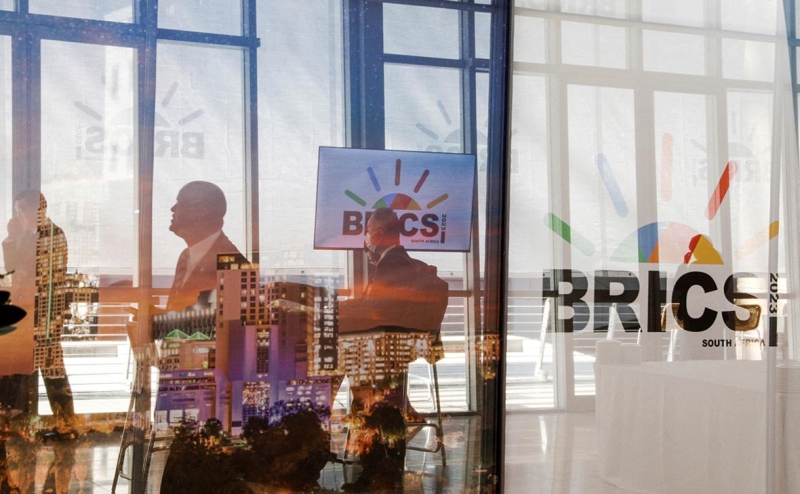 Президент Сербии исключил «мечты о БРИКС» на пути в ЕС