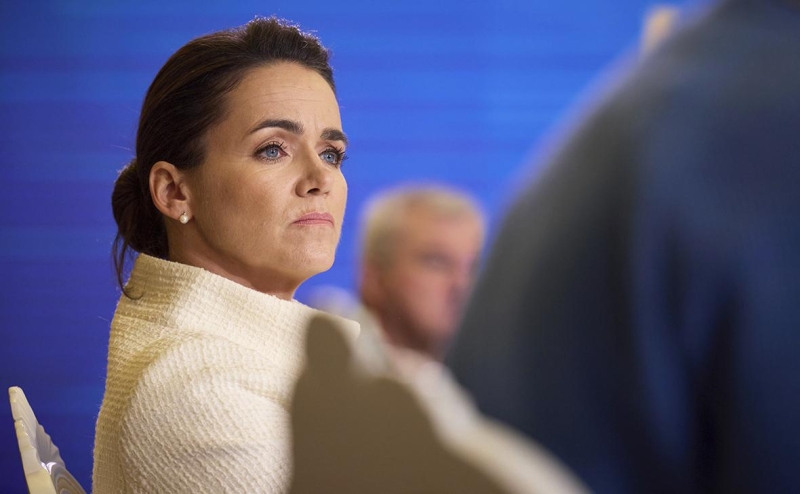 Президент Венгрии ушла в отставку из-за скандала с педофилией