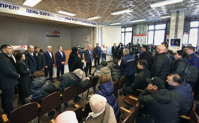 При обрушении на руднике в Забайкалье под завалами оказались два