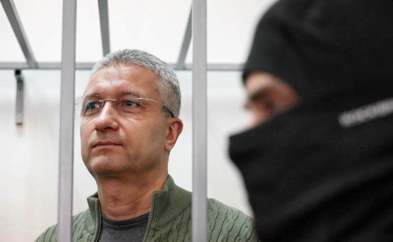 При обысках по делу экс-зама Шойгу нашли крупные суммы наличными