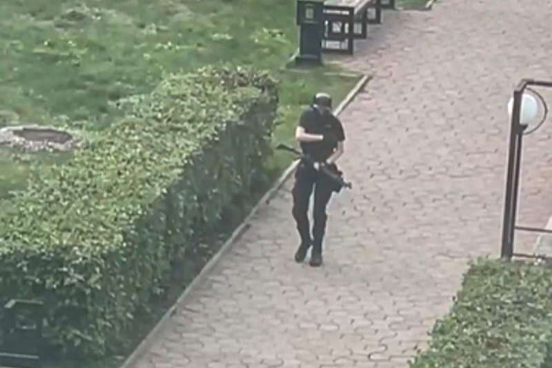 При стрельбе в университете в Перми погибли восемь человек