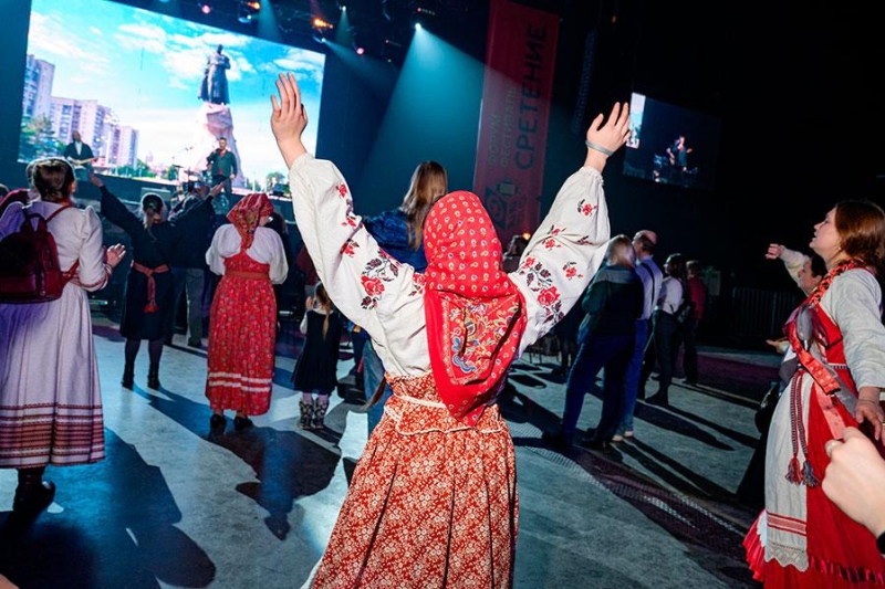 &laquo;Принцип поля картошки&raquo;. Как возникла &laquo;Русская община&raquo; и кто за ней