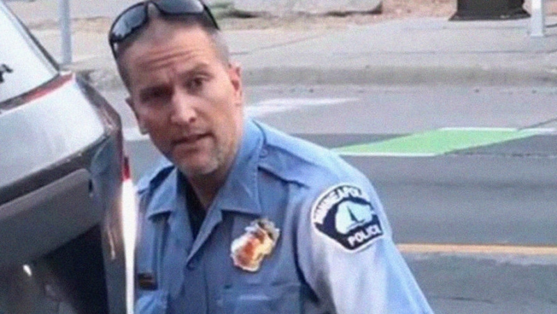 Присяжные пришли к единому мнению о вердикте обвиняемому в убийстве Флойда