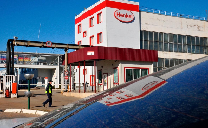 Производитель клея «Момент» и «Лоска» согласился продать бизнес в