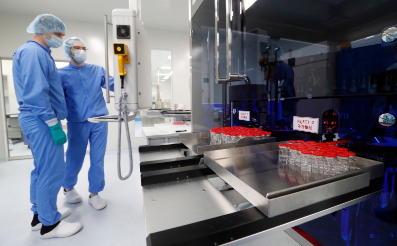 Производитель &laquo;Спутника V&raquo; пообещал устранить задержку поставок за рубеж