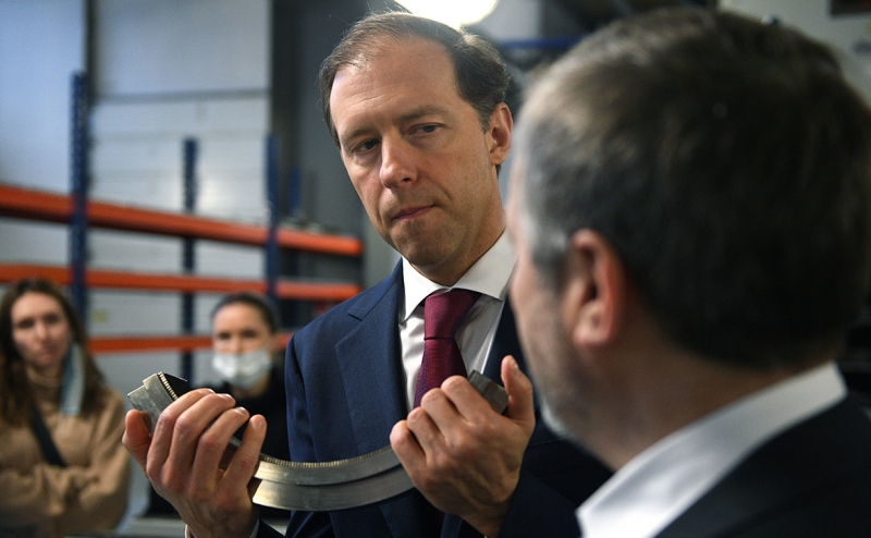 Производители спецтехники попросили преференций из-за курса рубля