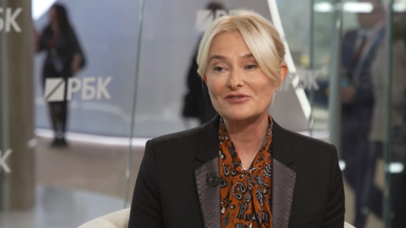 Производители столкнулись с трудностями замещения импортной помады и туши