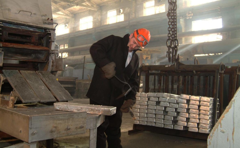 Прокуратура запросила списки инвесторов в деле об изъятии акций СМЗ