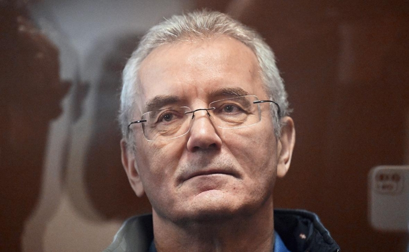 Прокурор запросил 13 лет колонии для экс-губернатора Белозерцева