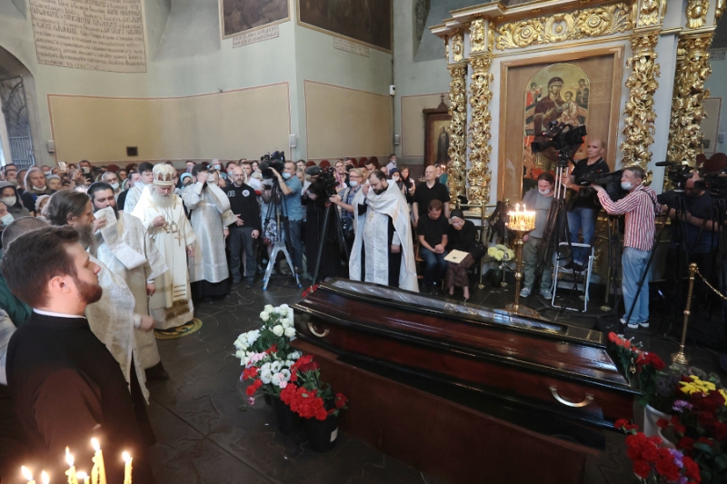 Прощание с Петром Мамоновым в Москве. Фоторепортаж