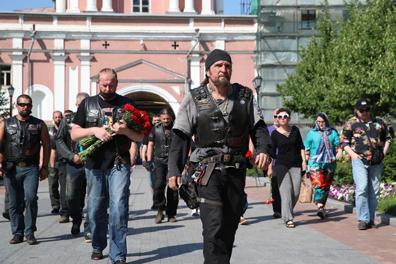 Прощание с Петром Мамоновым в Москве. Фоторепортаж
