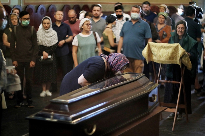 Прощание с Петром Мамоновым в Москве. Фоторепортаж