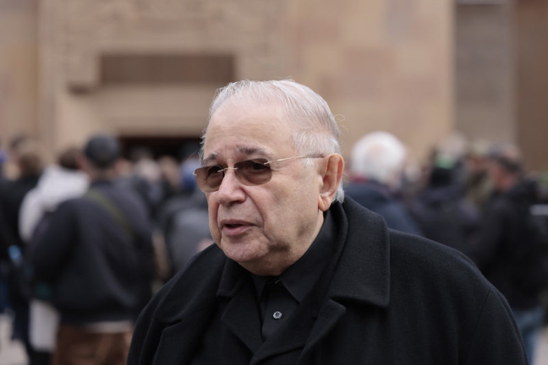 Прощание с Тиграном Кеосаяном. Фоторепортаж