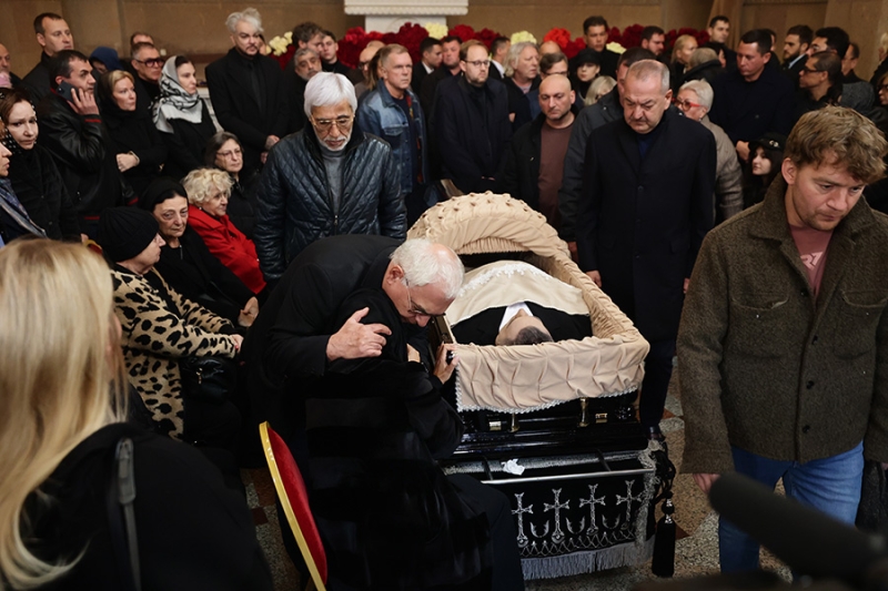 Прощание с Тиграном Кеосаяном. Фоторепортаж