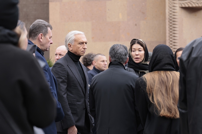 Прощание с Тиграном Кеосаяном. Фоторепортаж