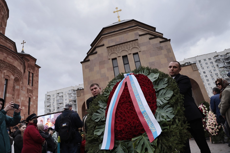 Прощание с Тиграном Кеосаяном. Фоторепортаж