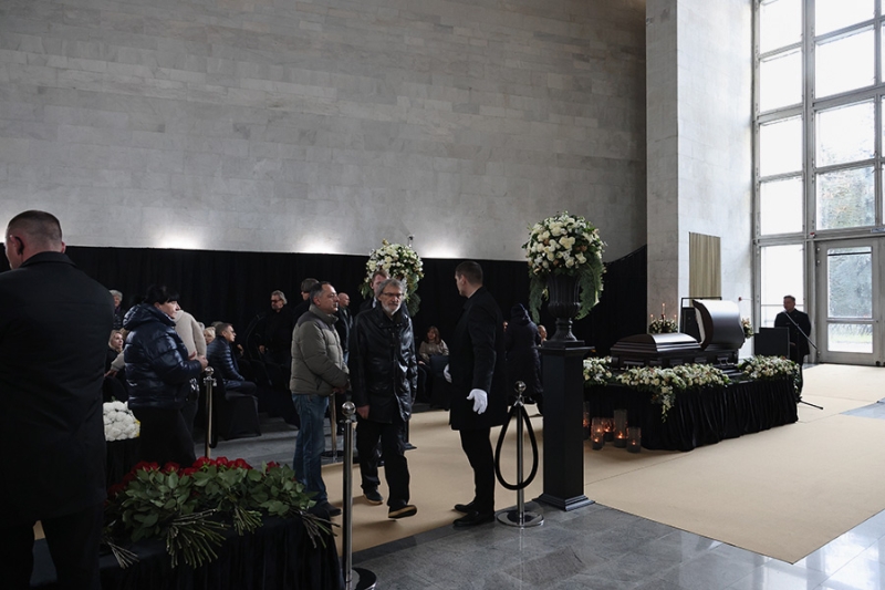 Прощание с ведущим «Утренней звезды» Юрием Николаевым. Фото