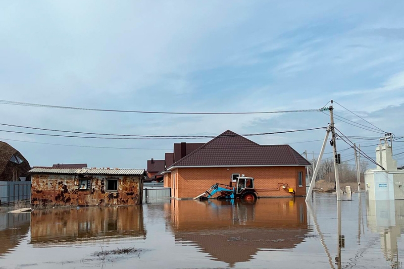 &laquo;Просто наблюдаем и поверить не можем&raquo;. Как в Оренбурге ждут