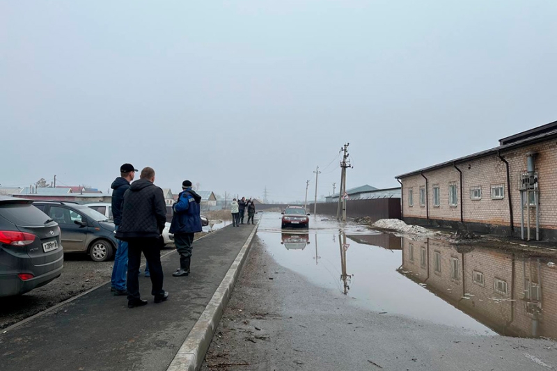 &laquo;Просто наблюдаем и поверить не можем&raquo;. Как в Оренбурге ждут