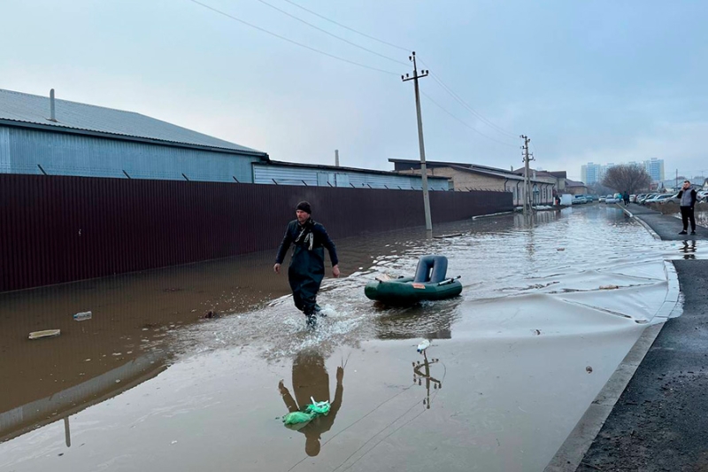 &laquo;Просто наблюдаем и поверить не можем&raquo;. Как в Оренбурге ждут