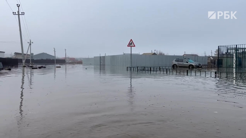 &laquo;Просто наблюдаем и поверить не можем&raquo;. Как в Оренбурге ждут