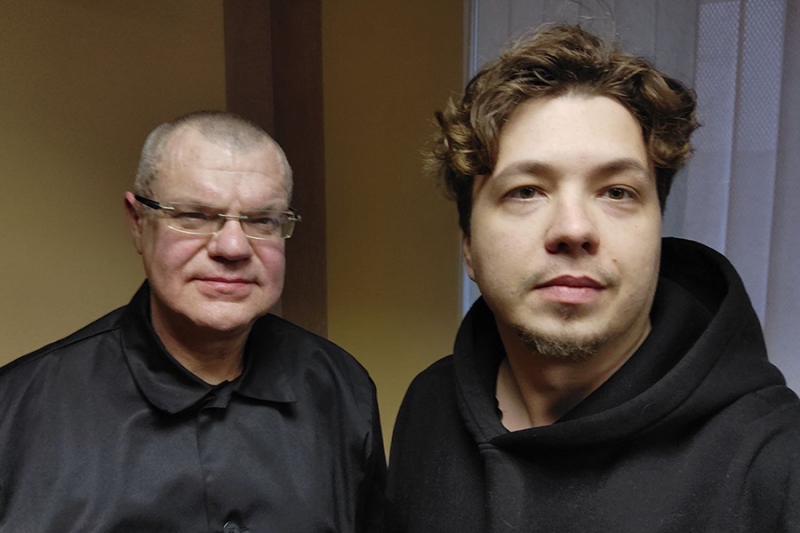 Протасевич опубликовал фото с Виктором Бабарико