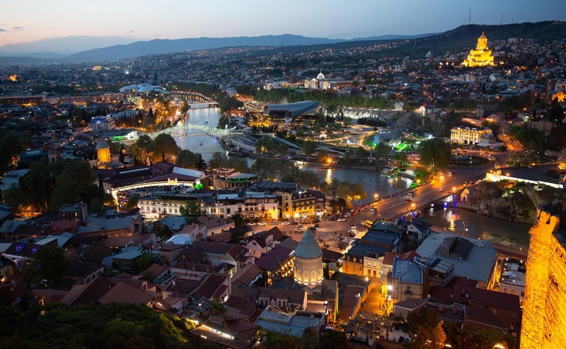 Протестующие потребовали от правительства Грузии ухода в отставку