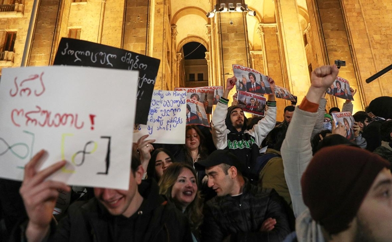 Протестующие потребовали от правительства Грузии ухода в отставку