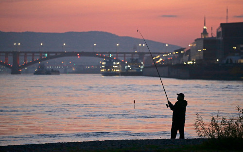 Путин дал почетное звание 12 городам России