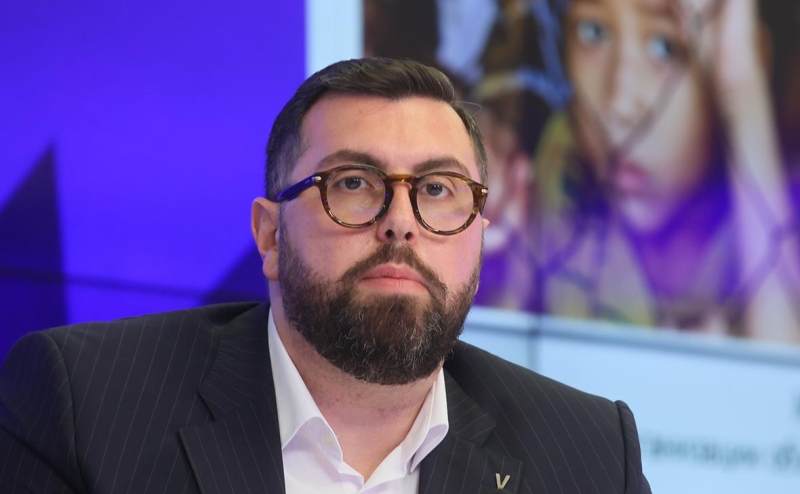 Путин исключил из СПЧ Резника и включил «общественника» Ионова