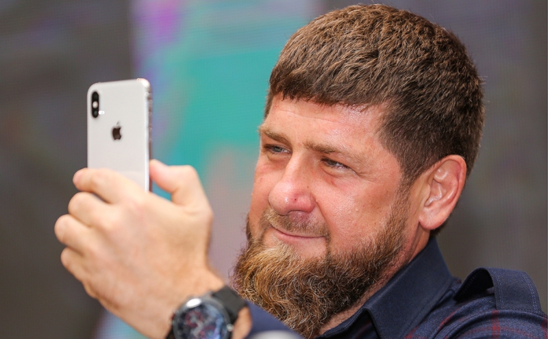 Путин наградил Кадырова орденом