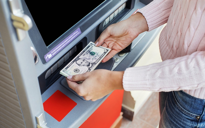 Путин отменил требование к экспортерам продавать 50% валютной выручки