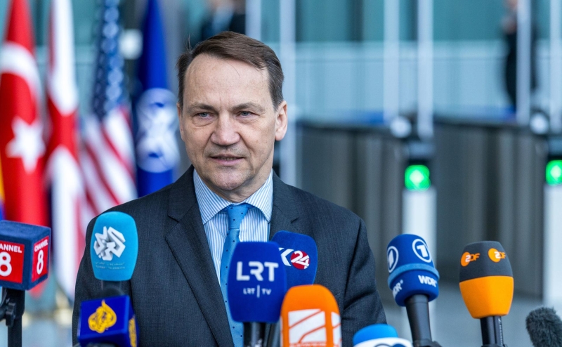 Путин отверг обвинения в адрес России в организации беспорядков на