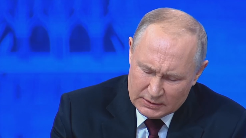 Путин поддержал продление программы семейной ипотеки