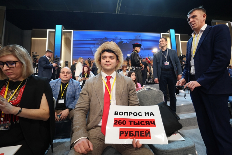 Путин поддержал продление программы семейной ипотеки