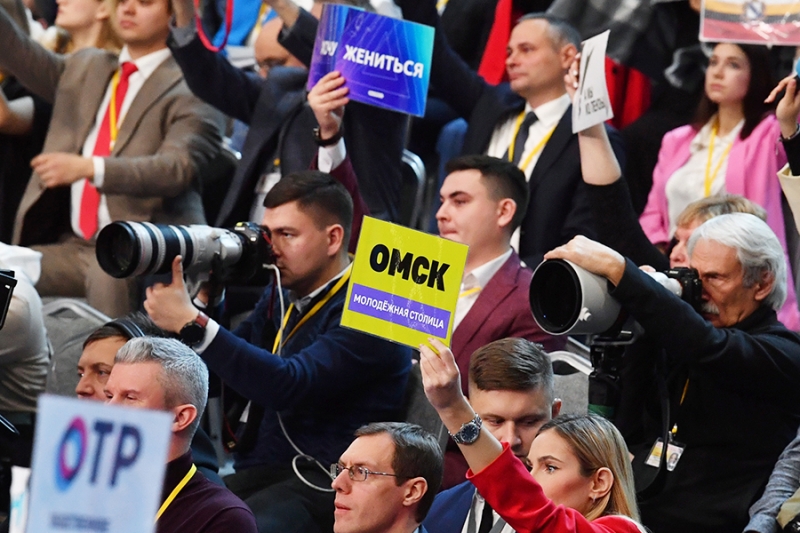 Путин поддержал продление программы семейной ипотеки