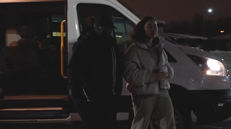 Путин помиловал переданную США Ксению Карелину