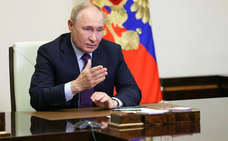 Путин пообещал разобраться с &laquo;забравшимися в Курскую область