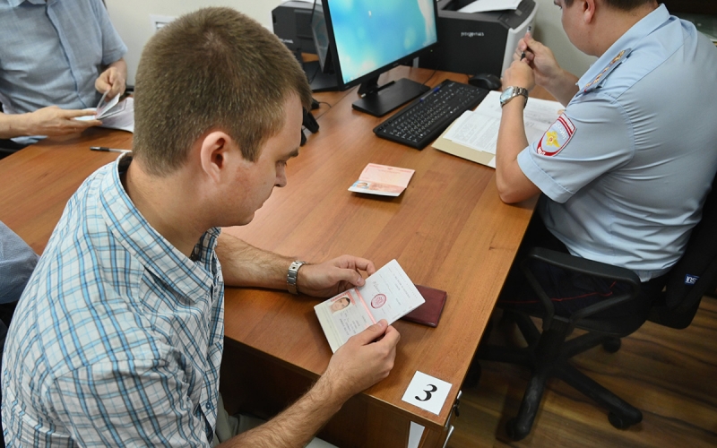 Путин поручил облегчить доступ товаров из ДНР и ЛНР на российский рынок