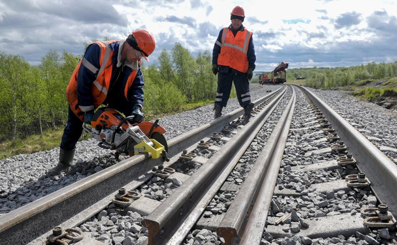 Путин поручил рассмотреть идею построить Северо-Сибирскую магистраль