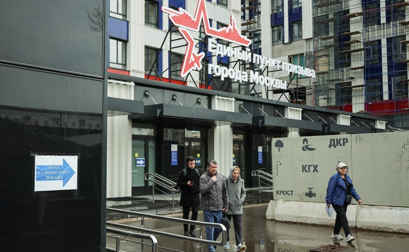 Путин поручил внедрить особый порядок призыва для выпускников