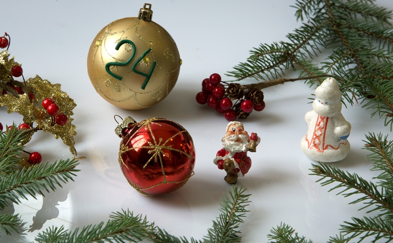 Путин поздравил с Новым годом командующих группировками войск на