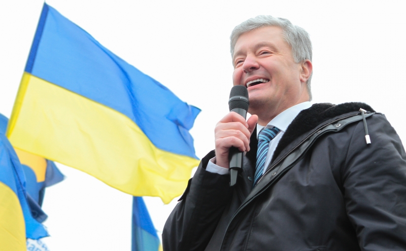 Путин предложил Порошенко политическое убежище в России