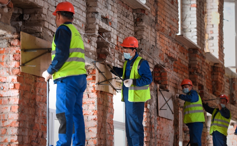 Путин предупредил о скорой &laquo;заметной&raquo; нехватке рабочих рук в России