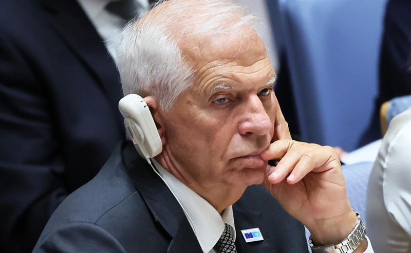 Путин приехал на последнюю встречу с уходящим в отставку