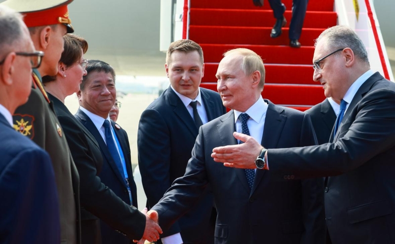 Путин прилетел в Китай